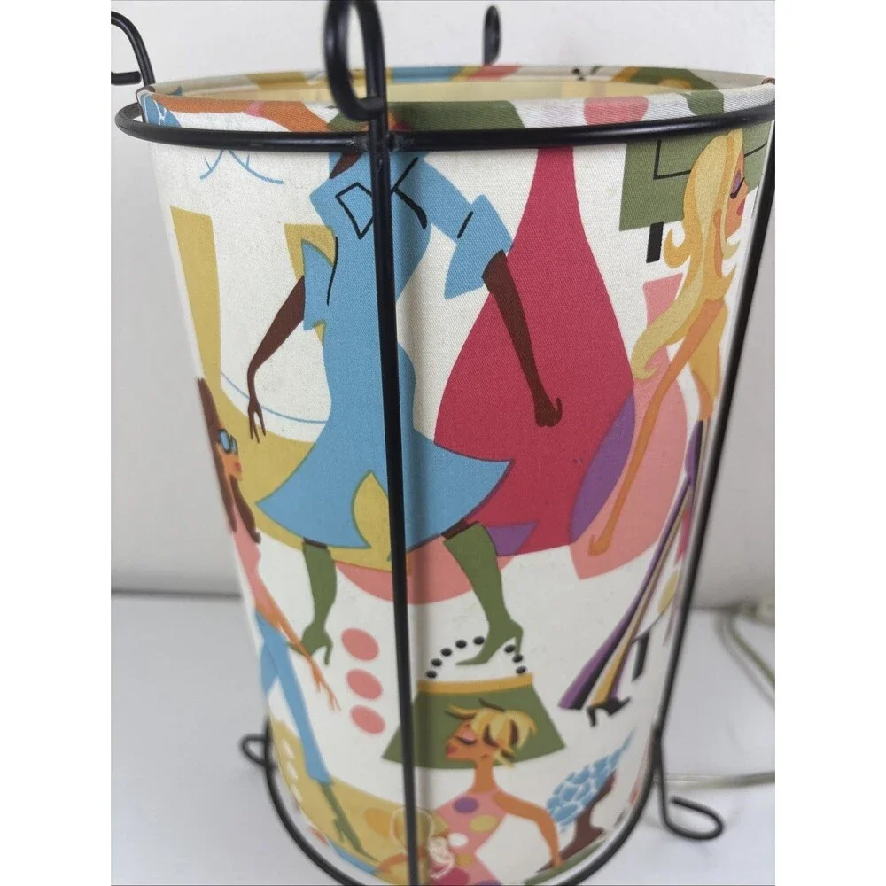 Vtg Tonner Dolls Fashion Wardrobe Print Lamp MCM Modern Century 50s Kitsch